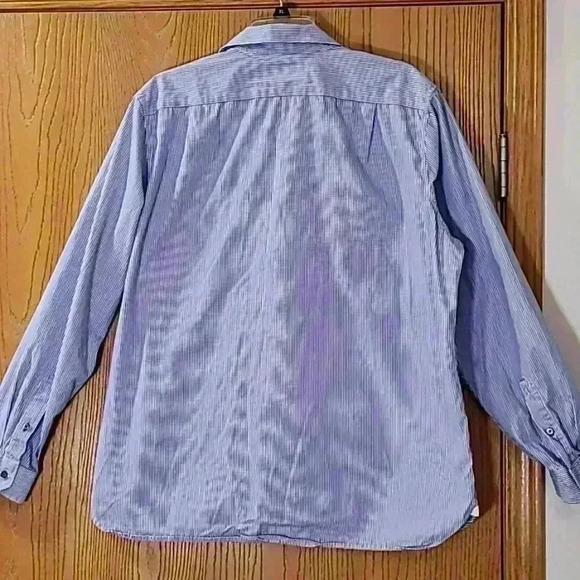 American Eagle slim fit preppy blue white striped casual button down shirt - Picture 3 of 4